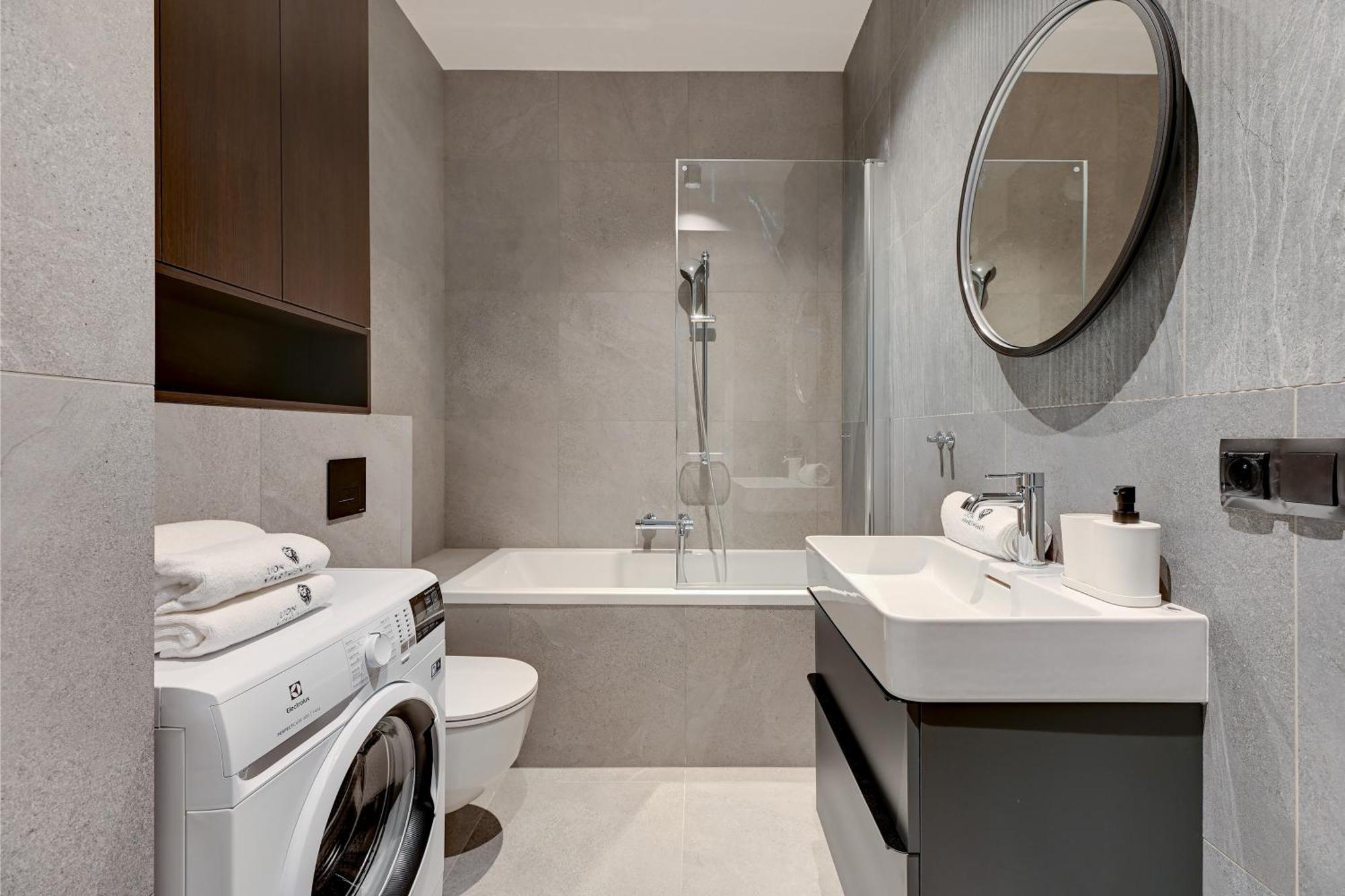 Scala 60D City Center Apartments With Parking By Lion Apartments Гданьск Экстерьер фото